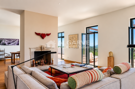 Charming and unique manor house with lovely views near St Barbara Nexe.