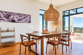 Charming and unique manor house with lovely views near St Barbara Nexe.