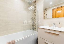 Fabulous 2 bedroom apartment inside the Golf Course in Vilamoura, Algarve