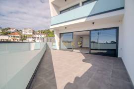 3 bedroom villa with views in Funchal