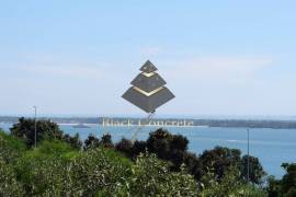 Fully Renovated T2 in Setubal Fully Renovated T2 in Setubal