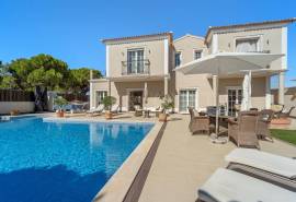 Varandas do Lago - 7-Bedroom villa with pool and sea views