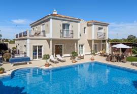Varandas do Lago - 7-Bedroom villa with pool and sea views