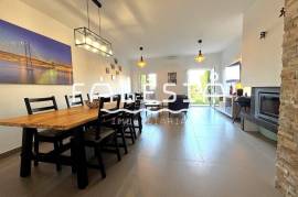 LONG-TERM RENTAL (minimum 1 year, available from October 1st) LONG-TERM RENTAL (minimum 1 year, available from October 1st)