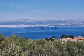 BRAC, BUILDING LAND WITH SEA VIEW