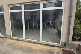Business premise Novi Vinodolski, 17,05m2
