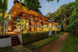 Own an Extraordinary Leasehold Modular 5-Bed Villa Complex in Bukit – Pecatu – Designer Wooden Mezzanine Residences Crafted for Luxury Living and High-Yield Investment Returns