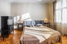 Apartment for rent in Riga, 213.00m2 Apartment for rent in Riga, 213.00m2