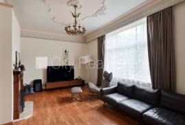 Apartment for rent in Riga, 213.00m2 Apartment for rent in Riga, 213.00m2