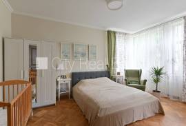 Apartment for rent in Riga, 213.00m2 Apartment for rent in Riga, 213.00m2