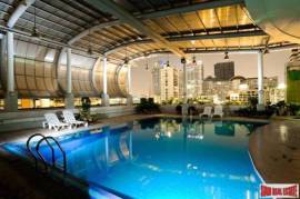 Master Centrium - Spacious One Bedroom for Rent in Asoke with Pool Views & Great Price