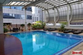 Master Centrium - Spacious One Bedroom for Rent in Asoke with Pool Views & Great Price