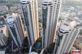 President Park Sukhumvit - Spacious Three Bedroom + Study Pet Friendly Family Condo Near BTS Phrom Phong
