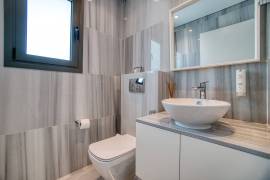Duplex 3 Bedroom Penthouse Apartment - Universal, Paphos