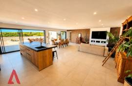 8 room, 293m2 House for sale in Magalas - 895 000 € * 8 room, 293m2 House for sale in Magalas - 895 000 € *