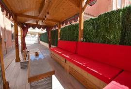 listing listing