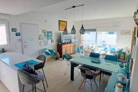 listing listing