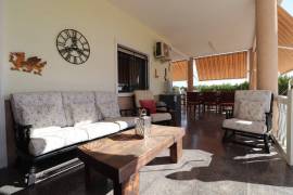 listing listing