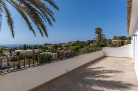 listing listing