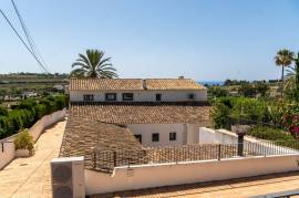 listing listing