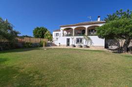 listing listing