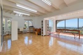 listing listing