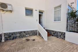 listing listing