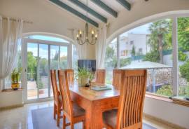 listing listing