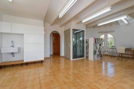 listing listing