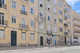 3 bedroom apartment in Campo de Ourique with 90 sqm | Lisbon 3 bedroom apartment in Campo de Ourique with 90 sqm | Lisbon
