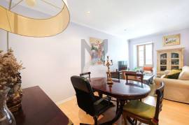 3 bedroom apartment in Campo de Ourique with 90 sqm | Lisbon 3 bedroom apartment in Campo de Ourique with 90 sqm | Lisbon