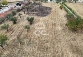 Constructive Land with 2,104 m² Excellent Opportunity Constructive Land with 2,104 m² Excellent Opportunity