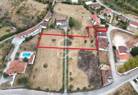 Constructive Land with 2,150 m² Excellent Opportunity