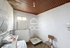 House for Restoration in Travancas 110 m² House for Restoration in Travancas 110 m²