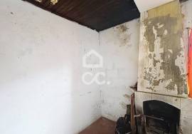 House for Restoration in Travancas 110 m² House for Restoration in Travancas 110 m²