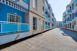 listing listing