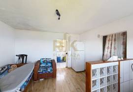 Mixed building with 2,970m²