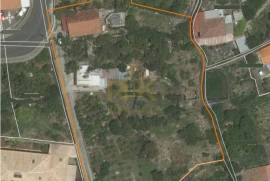 Mixed building with 2,970m²