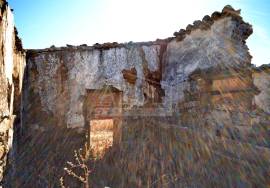 Ruins for Reconstruction with Open Views Ruins for Reconstruction with Open Views