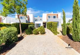 2-bedroom duplex townhouse with garden in the Pestana Silves Golf & Residences - Algarve