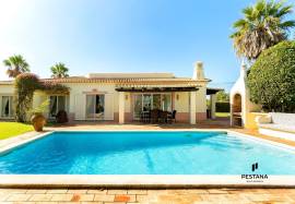 Three-bedroom frontline golf villa at Pestana Gramacho Golf Resort, Carvoeiro - Algarve