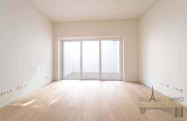 Lisbon Between Principe Real and Liberdade magnificent T1 completely renovated with garden Lisbon Between Principe Real and Liberdade magnificent T1 completely renovated with garden