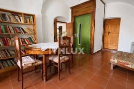 MANOR HOUSE IN TORREMOCHA (CÁCERES) – 555 M², PATIO, WINE CELLAR AND ELEVATOR MANOR HOUSE IN TORREMOCHA (CÁCERES) – 555 M², PATIO, WINE CELLAR AND ELEVATOR