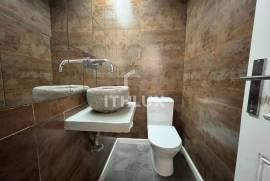 Charming 2 Bedroom Apartment in Arroios — View of São Jorge Castle
