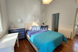 Charming 2 Bedroom Apartment in Arroios — View of São Jorge Castle