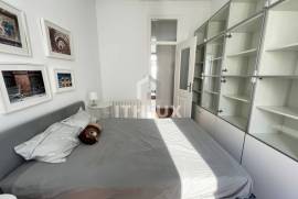 Charming 2 Bedroom Apartment in Arroios — View of São Jorge Castle