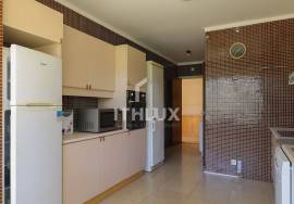3 Bedrooms in Laranjeiras - Prestige Rental, Lisbon 3 Bedrooms in Laranjeiras - Prestige Rental, Lisbon