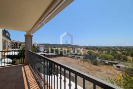 2-Bed, 2-Bath Turnkey Apartment | Las Encinas, Costa Esuri | Pool, Parking & Investment Potential 2-Bed, 2-Bath Turnkey Apartment | Las Encinas, Costa Esuri | Pool, Parking & Investment Potential