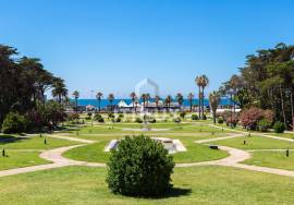 T2 on Av. de Biarritz, Monte Estoril – next to the beach T2 on Av. de Biarritz, Monte Estoril – next to the beach