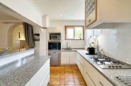 Charming 4-bedroom villa with panoramic sea views near Santa Barbara de Nexe Charming 4-bedroom villa with panoramic sea views near Santa Barbara de Nexe